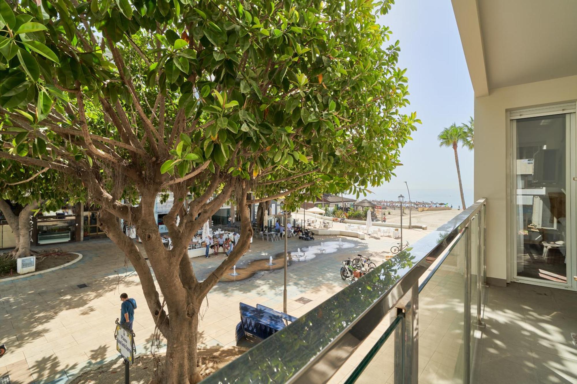 Estepona Beach Apartment Eksteriør billede